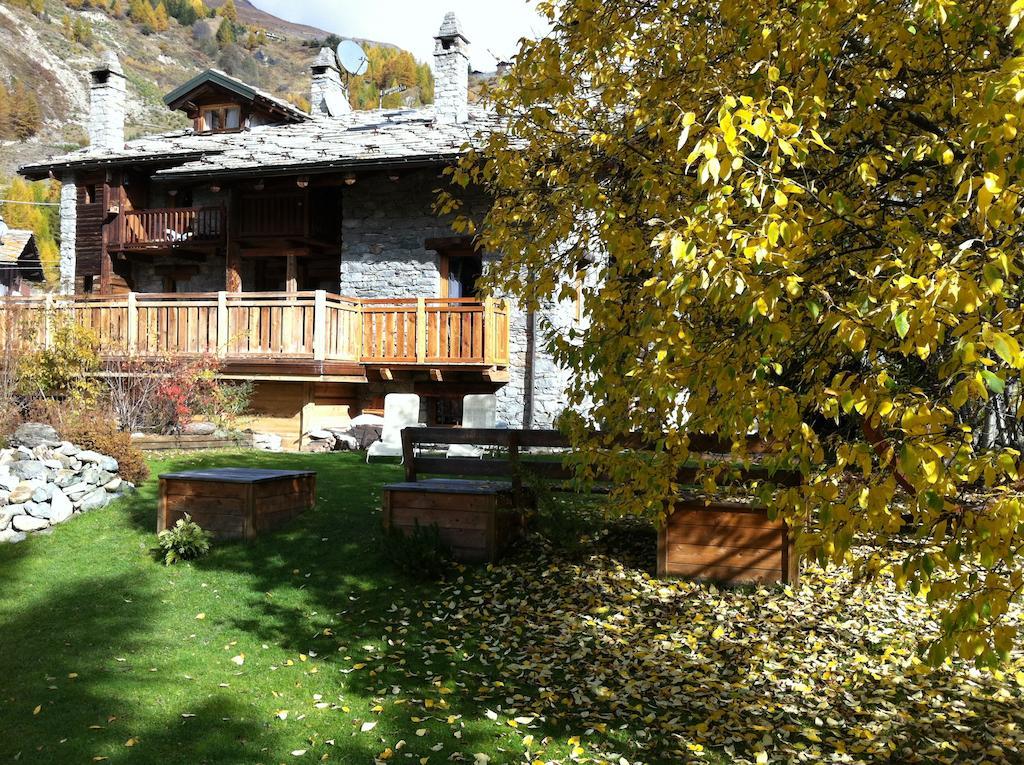 Les Trompeurs Chez Odette Bed & Breakfast Cogne Exterior foto